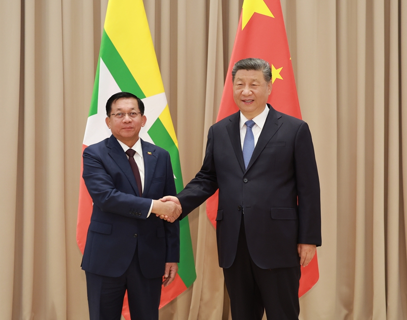 习近平会见缅甸领导人敏昂莱XxjpsgC007006_20250510_PEPFN0A001_副本.jpg
